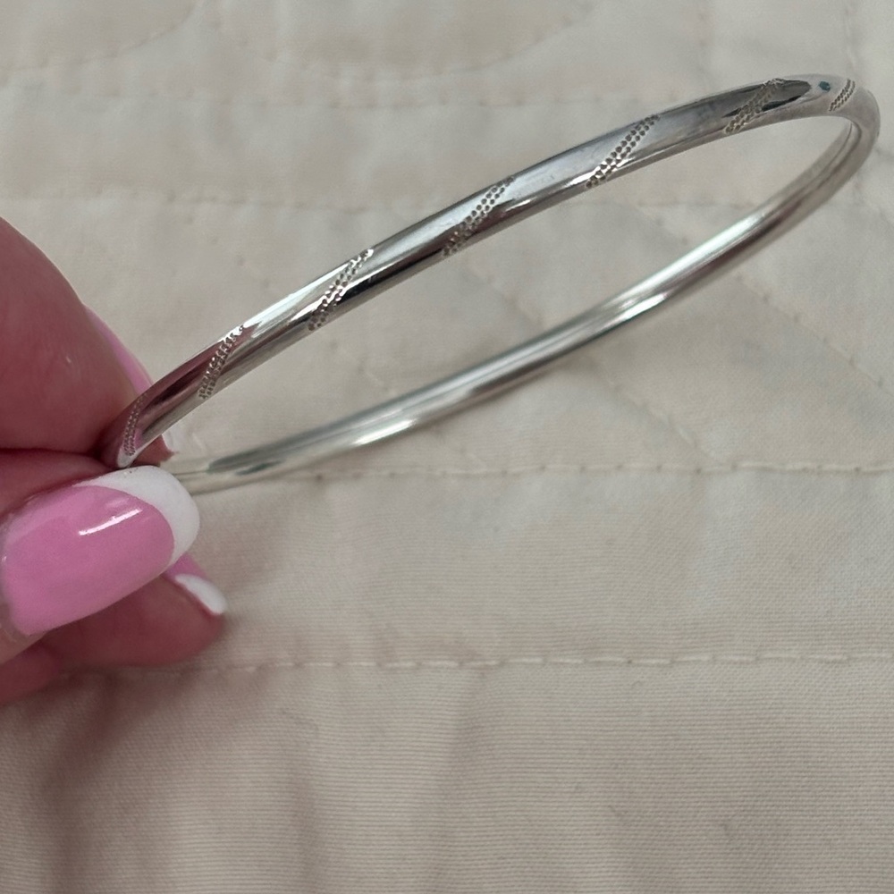 Elegant Sterling Silver Bangle Bracelet